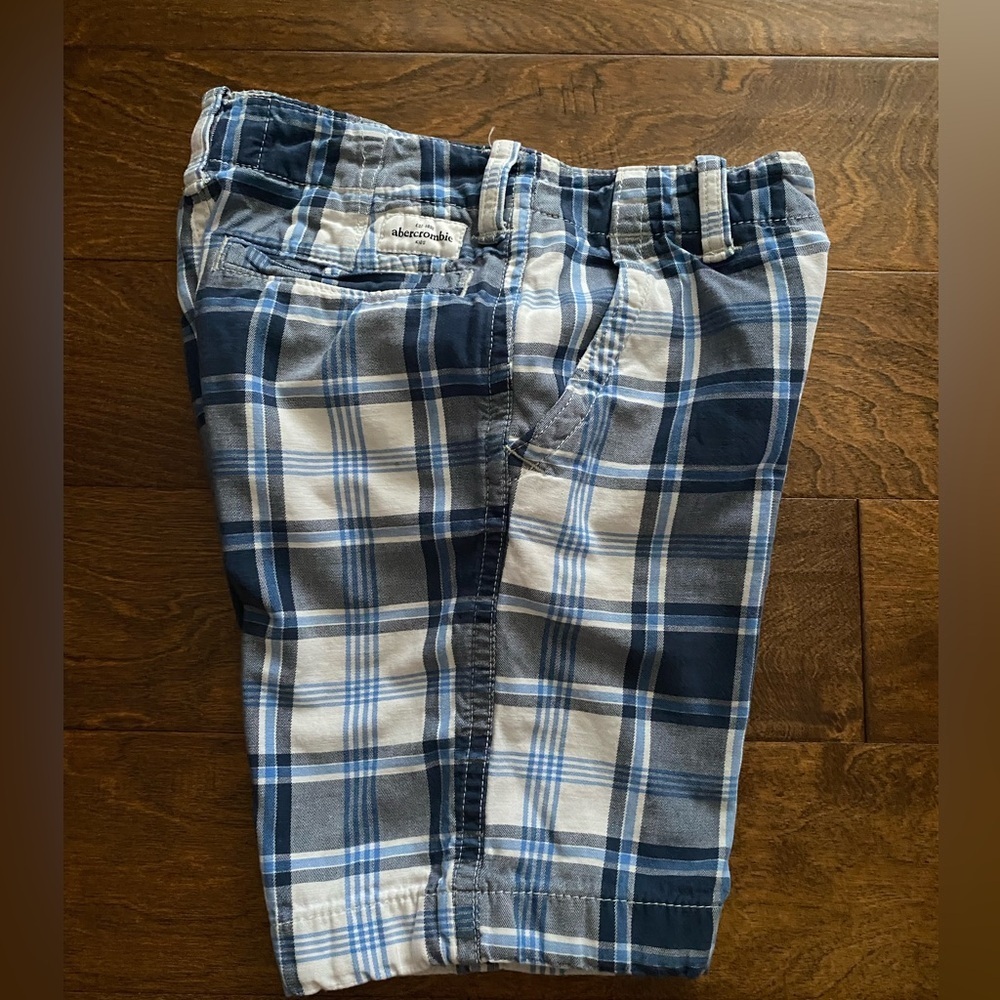 Abercrombie Kids Boys Chino Shorts  Size 12 Blue White Plaid Casual Summer - Picture 6 of 7